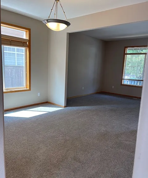 18309 NE 20th St — Photo 15