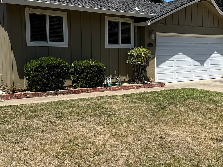 145 Potomac Dr — Photo 2