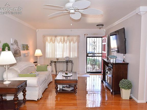 3rd image of 232 S Garo Ave