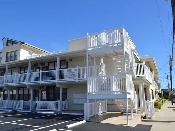 9401 Pacific Ave APT 21, Margate City, NJ 08402