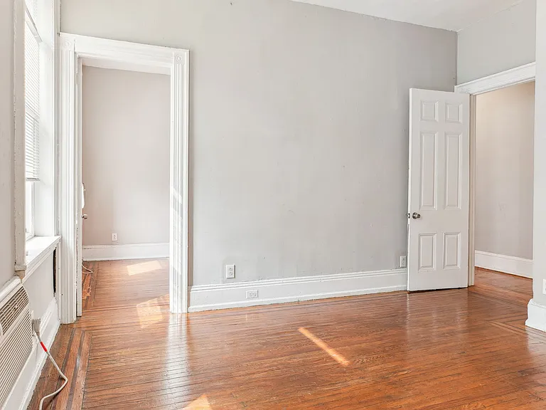 3431 Spring Garden St #F — Photo 15
