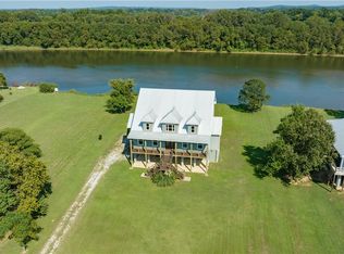 13647 Riverbend Rd, Moundville, AL 35474