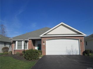 5601 Hidden Lake Dr, Lockport, NY 14094