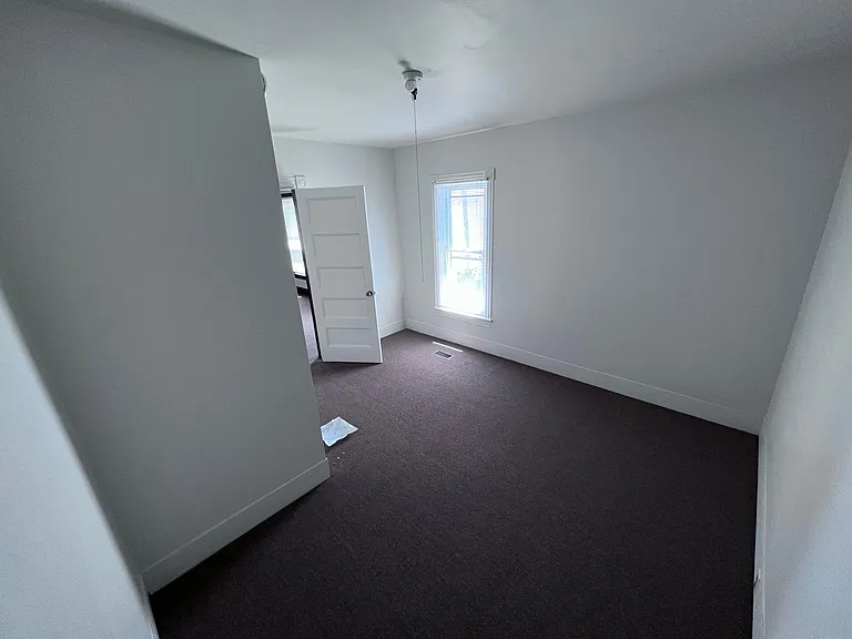 164 Hornell St — Photo 6