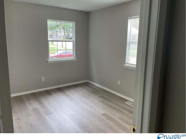 huntsville-alabama-92176920 picture