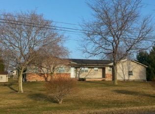 2148 Strasburg Rd, Monroe, MI 48161