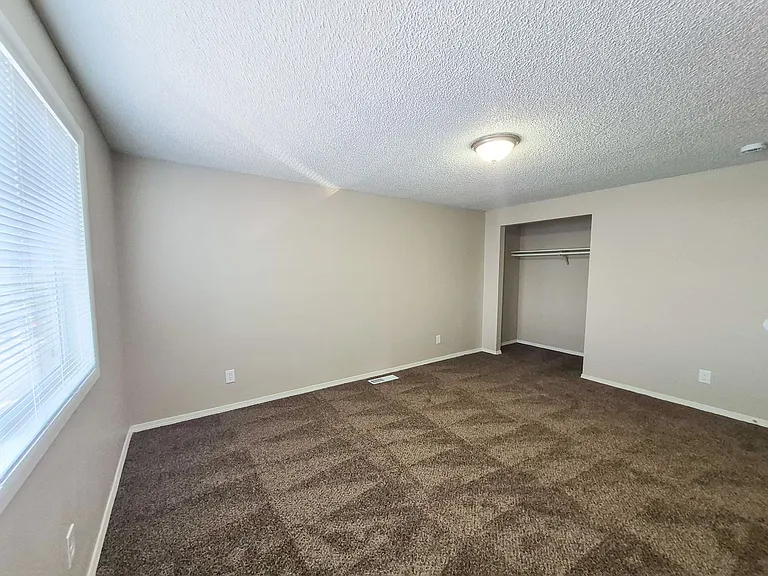 1543-1611 Salishan St SE — Photo 19