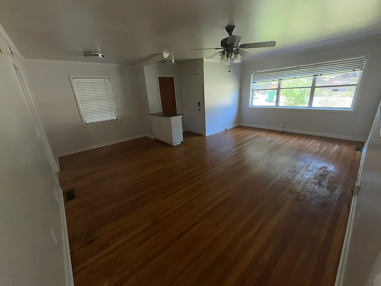3912 N Cedar St — Photo 7
