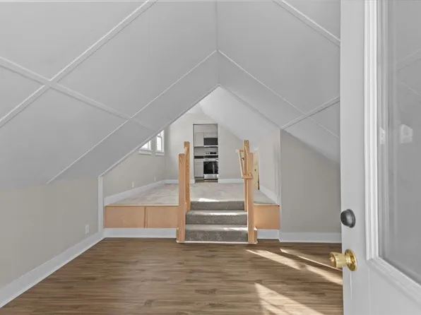 13B Gardner Lane, Waterbury, VT 05676