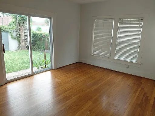 2 bed, 1150 sqft, $1,600 — Photo 2