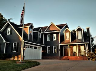 2018 Windsong Way, Dodge City, KS 67801