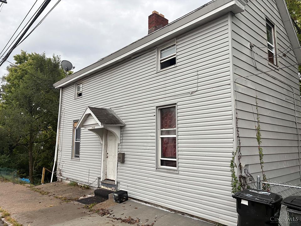2nd image of 2009 Harrison Ave