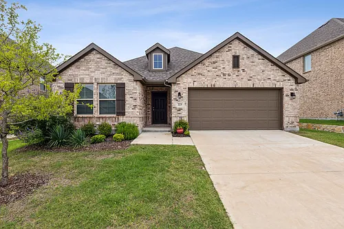 223 Headwater Dr Photo 1