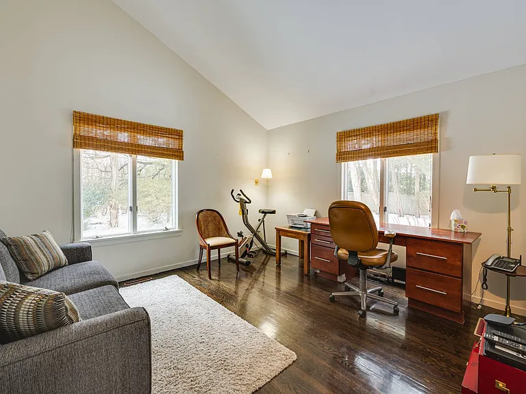 14 Rose Hill Rd — Photo 11