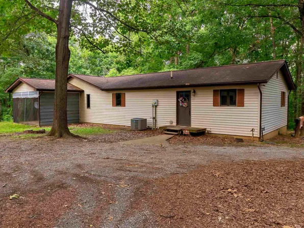 4223 Saraville Rd, Creal Springs, IL 62922