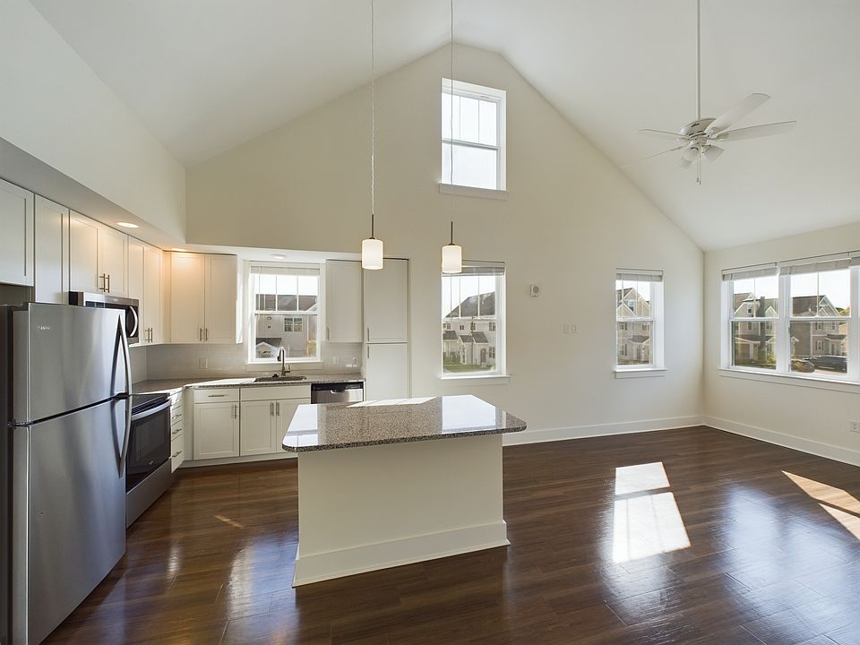 1st image of 575 Quinn Ln #16-205