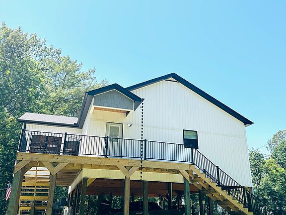 3rd image of 132 State Dr