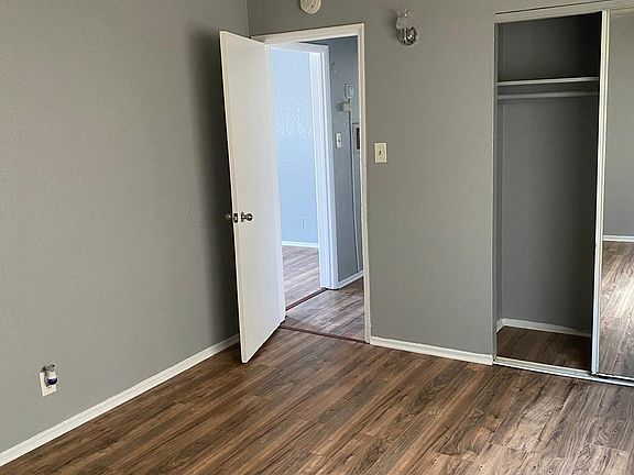 5th image of 11426 S Budlong Ave #3