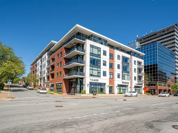 25 Alderney Dr Unit 408, Halifax, NS B2Y 0E4