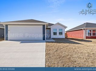 313 Honeybee Ave, Decatur, AR 72722