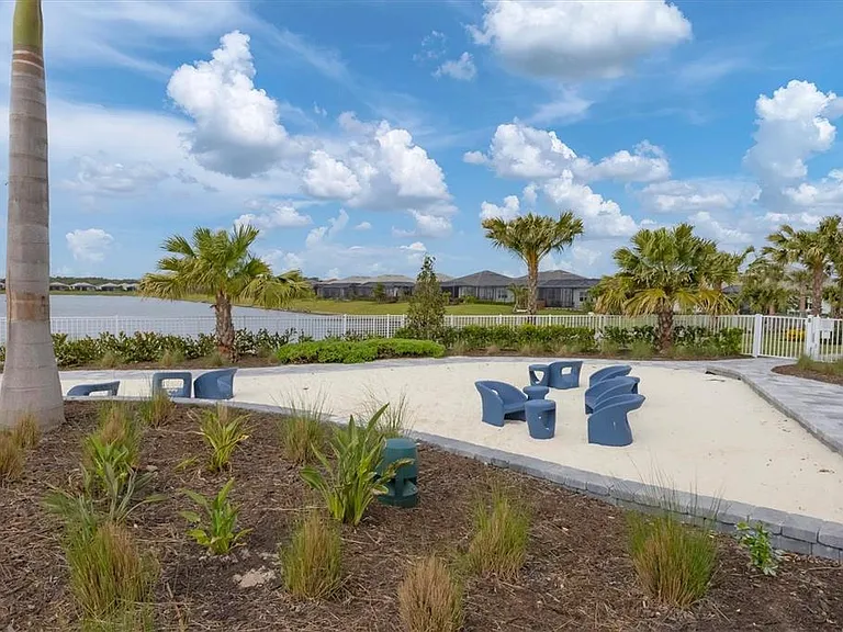 25029 Pearl Lake Cir — Photo 58