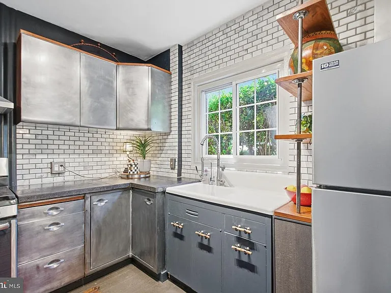 3712 Valley Dr — Photo 14