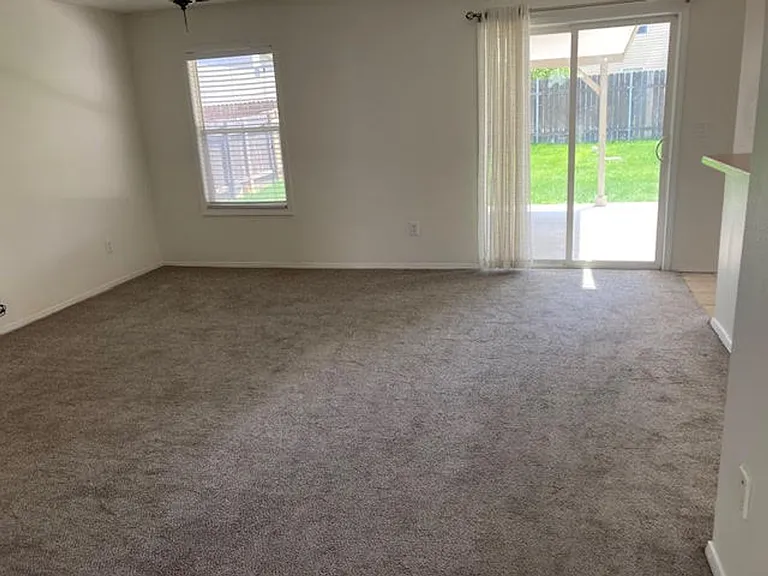 14103 Pearl Pointe Dr — Photo 40