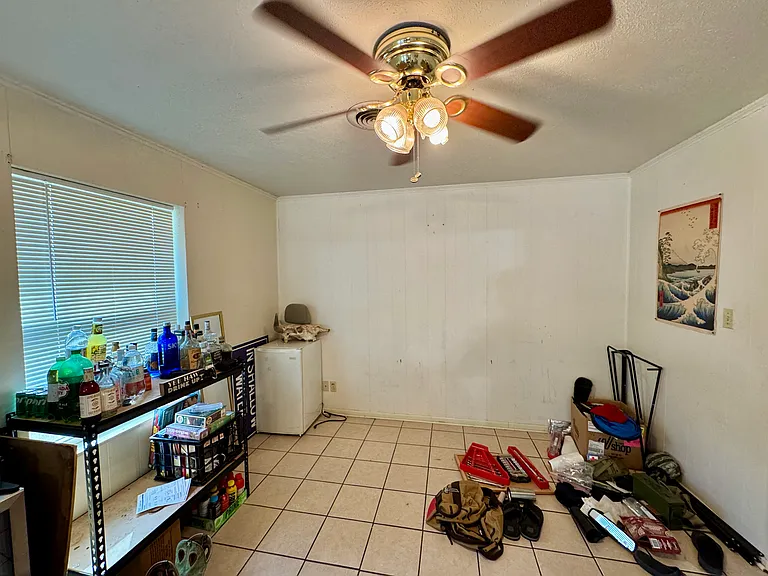 517 N Lydia St — Photo 4