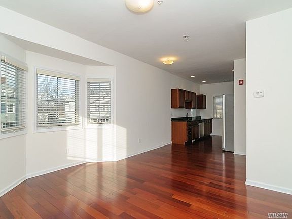 5th image of 330 Maple Ave APT 20
