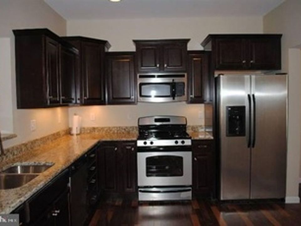 690 Stoverdale Rd, Hummelstown, PA 17036 Zillow