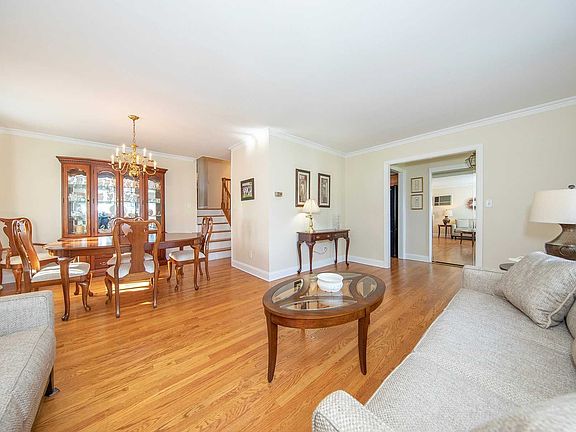 5th image of 54 McKinley Pl