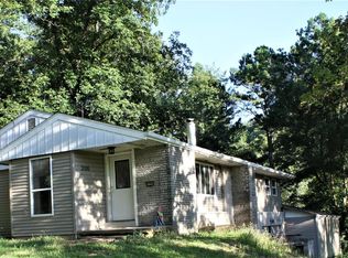 2100 Antire Rd, High Ridge, MO 63049
