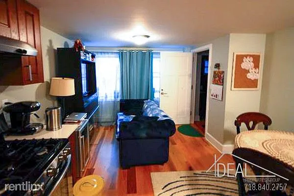 183179_2_thumb