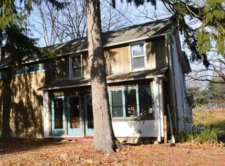 1749 Stonesthrow Rd, Bethlehem, PA 18015