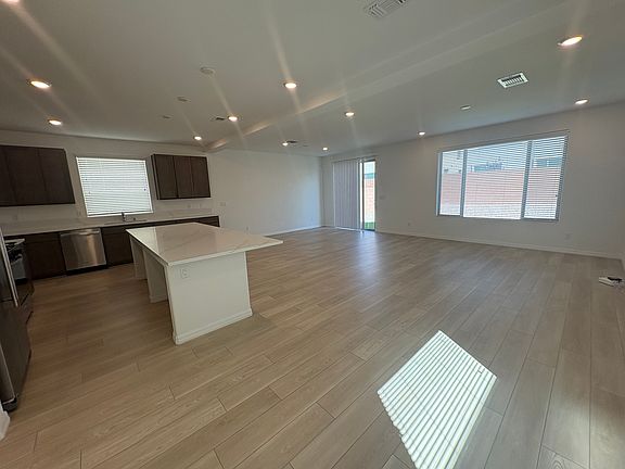3rd image of 5798 Aurora Gale Ct