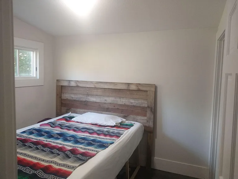 110 Goodloe Aly — Photo 5