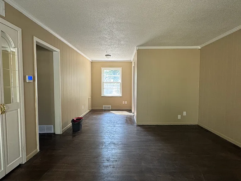626 S Barlow St — Photo 14