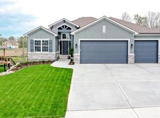 10015 N Manchester Ave, Kansas City, MO 64157