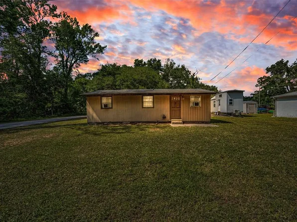 6423 Bass Rd, Weeki Wachee, FL 34607