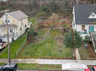 Cedar St, Astoria, OR 97103