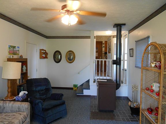 Sunroom, another view