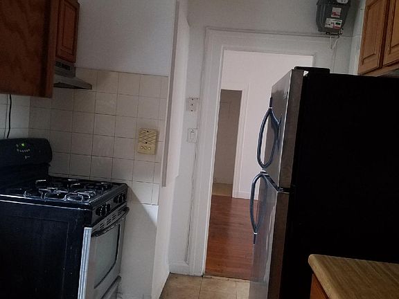 2nd image of 33 Central Ave