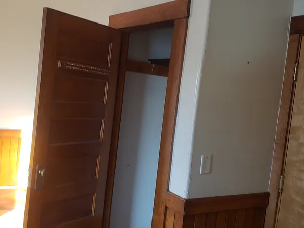 20 West St #2B, Keene, NH 03431