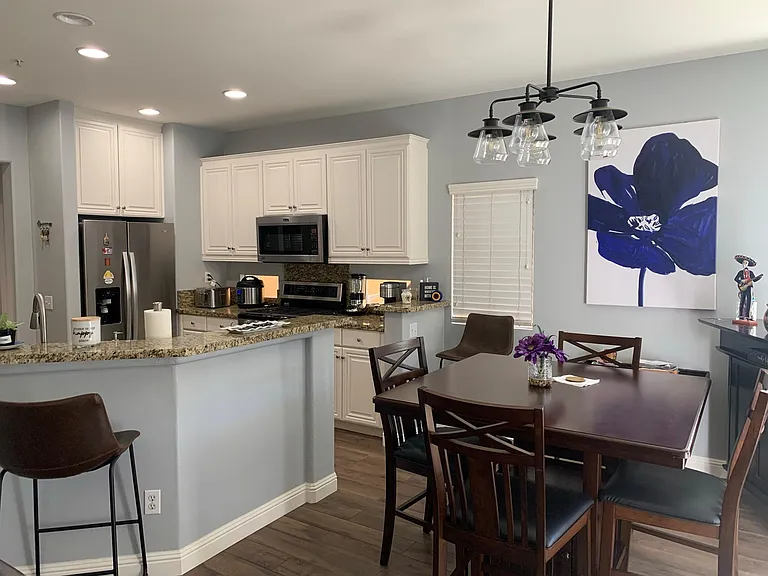 Ashton Cir — Photo 10