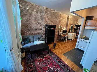 Rented by Best Apartments North Inc