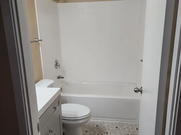 Arden Town Apartments — Photo 29
