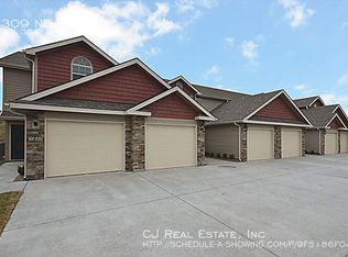 4309 NE 83rd St, Kansas City, MO 64119