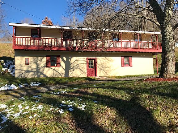 4th image of 107 Sampson Dr #1