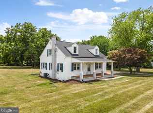 7398 Kabletown Rd, Charles Town, WV 25414