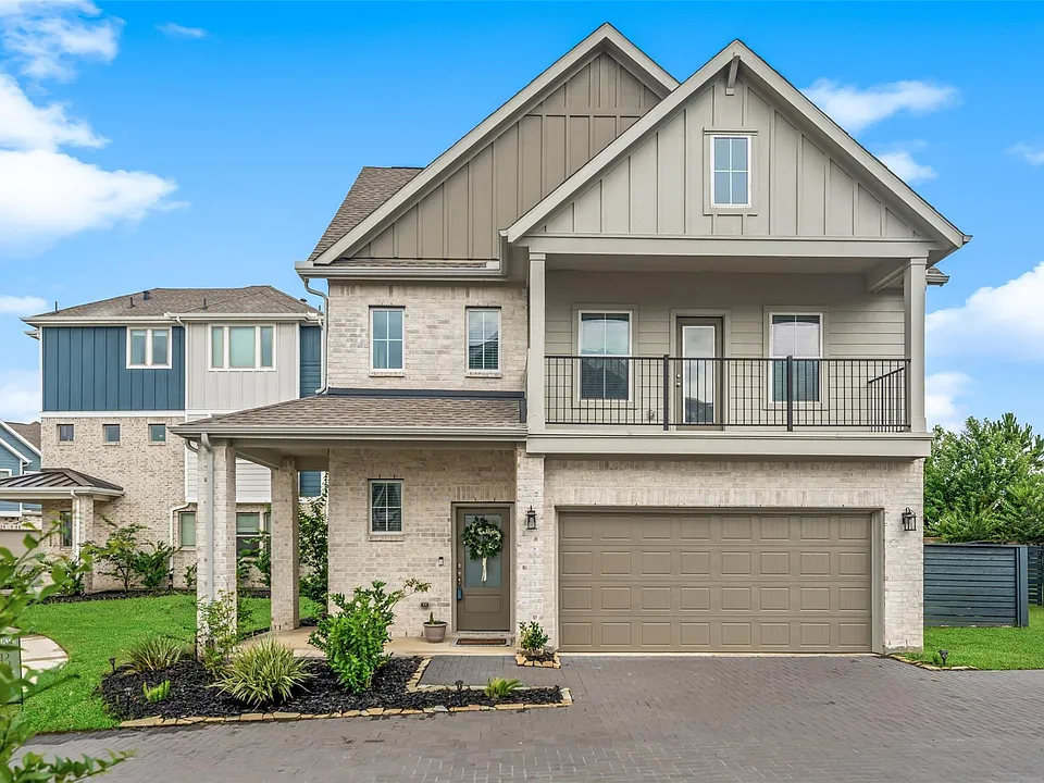 18814 River Overlook Ct